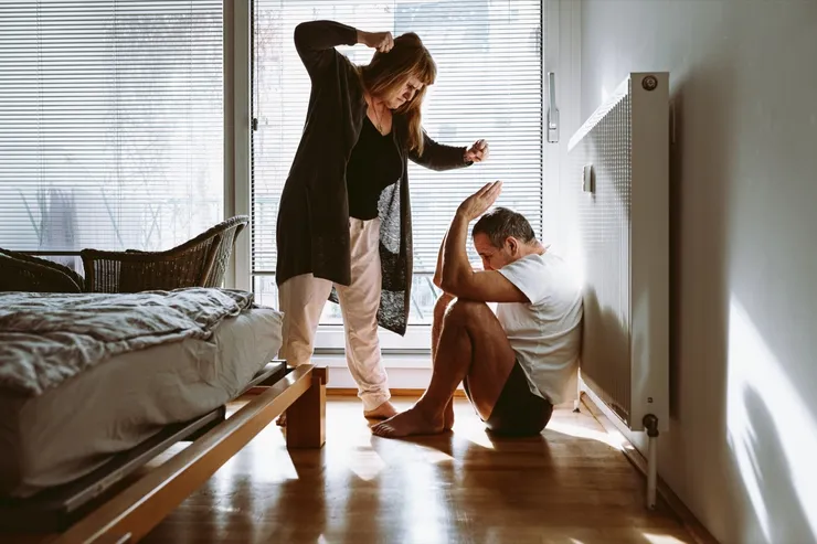 Female supremacy in family, violence conflict