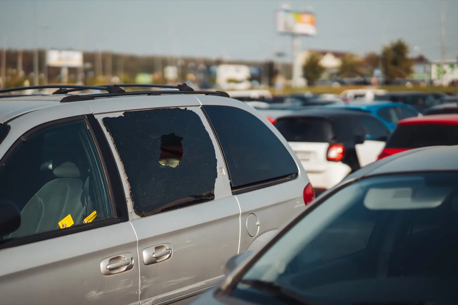Theft from a parked car, intruders broke the rear window